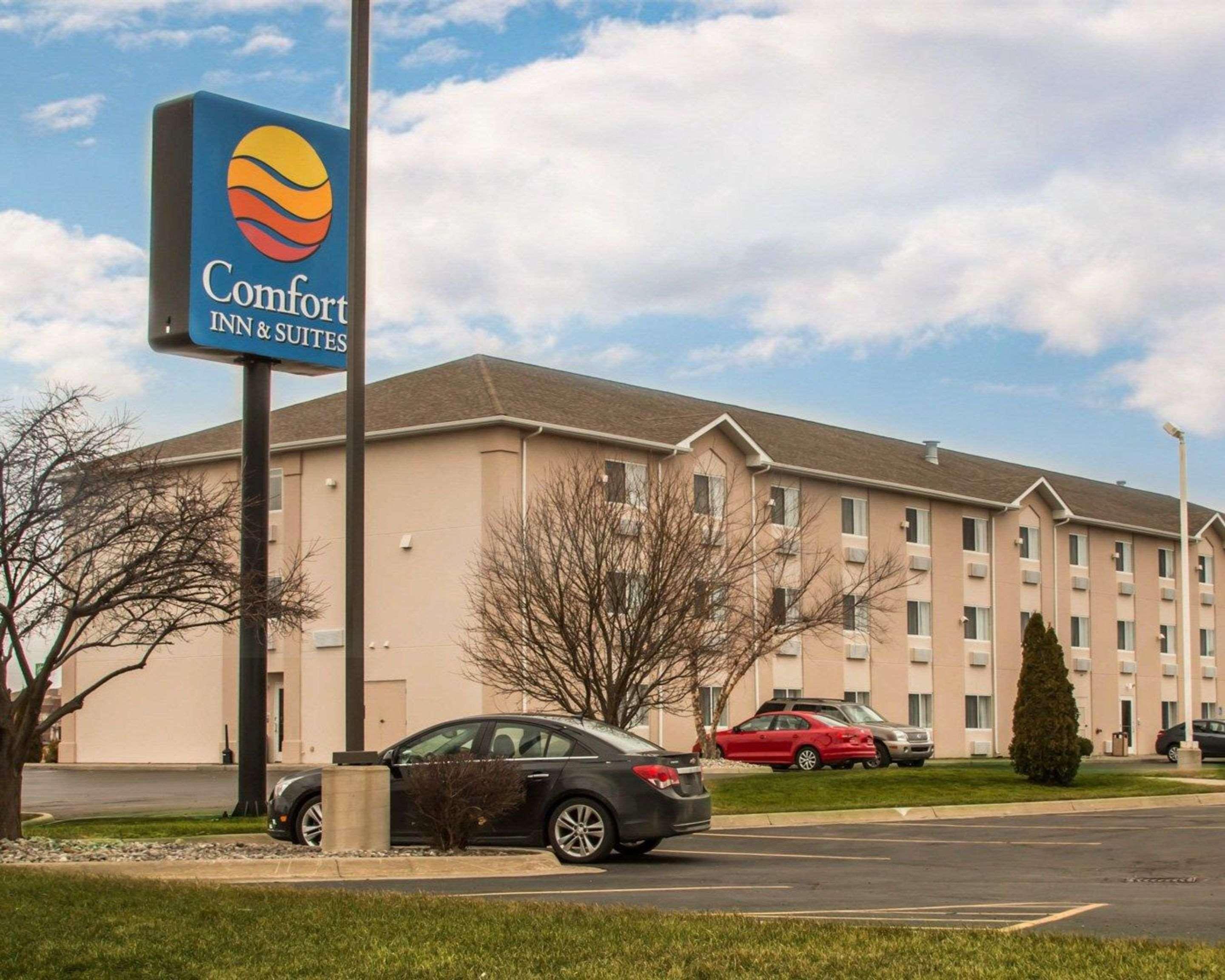 Comfort Inn & Suites Dimondale - Lansing Екстериор снимка